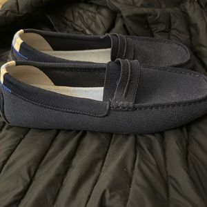 Navy Rothy’s women size 9.